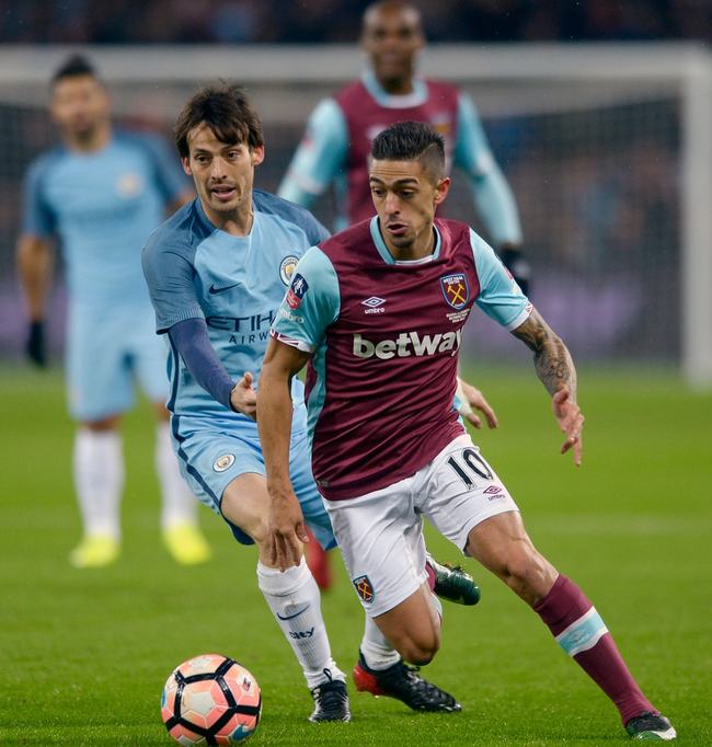 本世纪德甲戴帽数前10：莱万384场16次第1，凯恩76场10次第3（德甲本世纪帽子戏法榜前十：莱万384战16帽居首，凯恩76战10帽列第3）