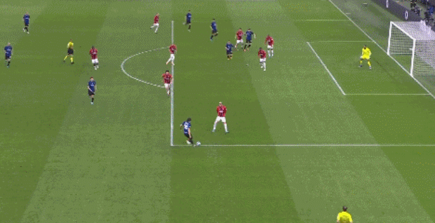 张外龙：向余望是中国足球未来的重要资源，我曾帮他重建信心（张外龙：向余望是国足未来的关键力量，我曾助他重拾信心）