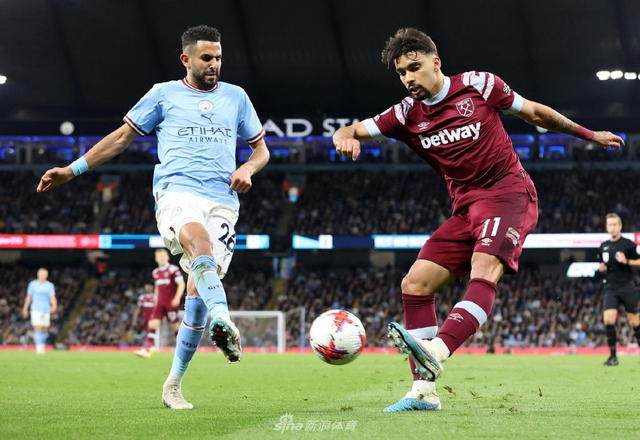 德天空：皇马输球后阿隆索不会遭解雇，将继续指挥周末联赛（德天空：尽管皇马失利，阿隆索不会下课，仍将执教本周末联赛）